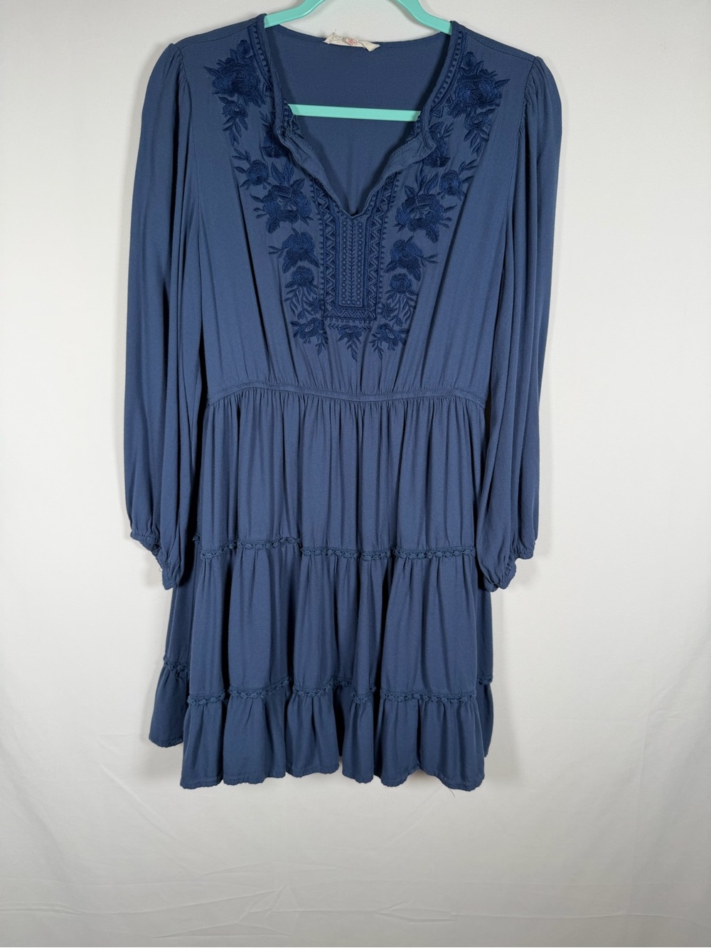 Solitaire Blue Scoop Neck Long Sleeve Boho Embroidered Dress